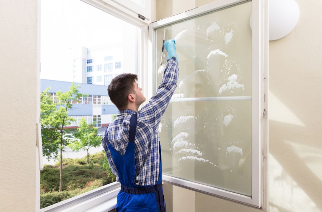 What Property Managers Look for in a Window Cleaning Company